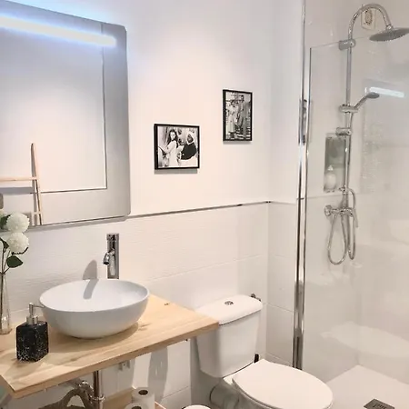 Апартаменти Centrico Con Terraza Y Wifi